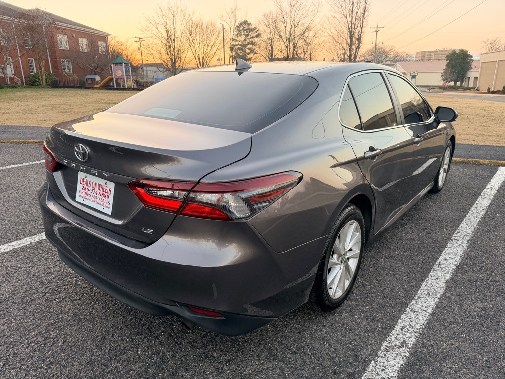 2023 Toyota Camry Image 7