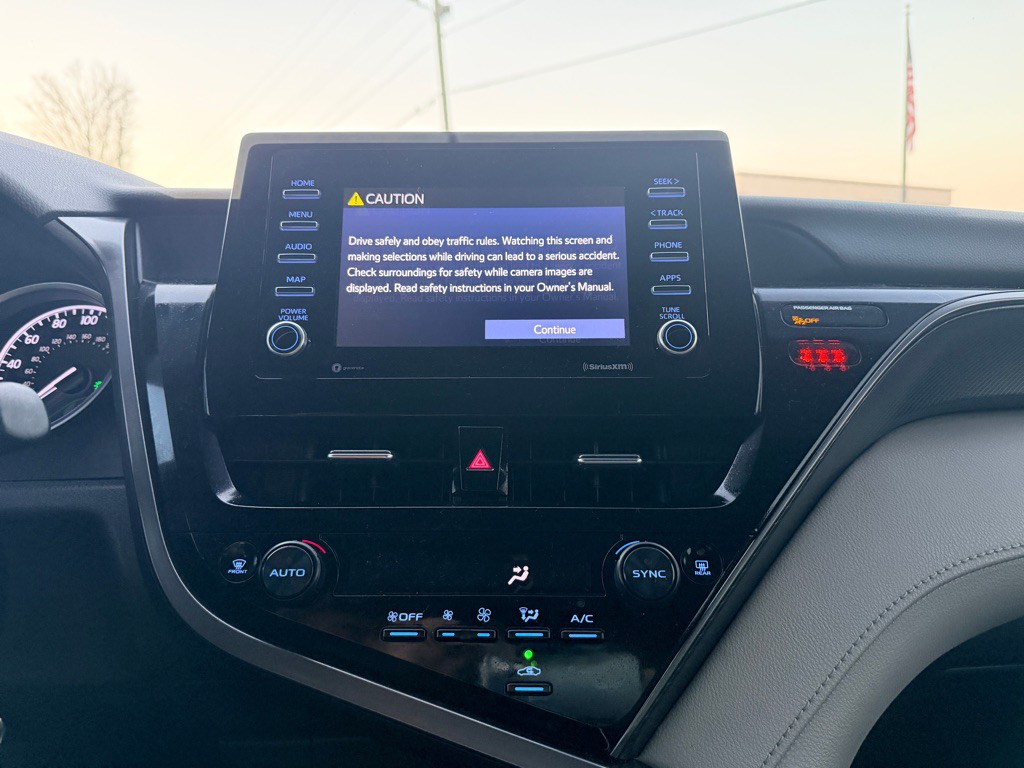 2023 Toyota Camry Image 15