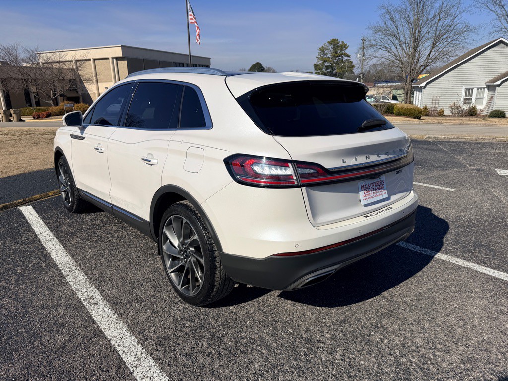 2019 Lincoln Nautilus Image 5