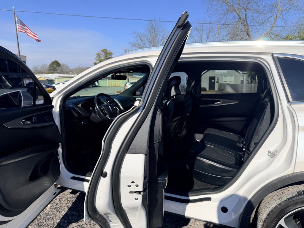 2019 Lincoln Nautilus Image 11