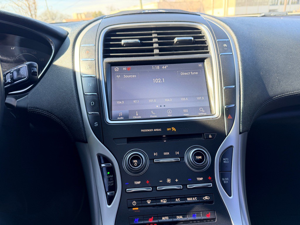 2019 Lincoln Nautilus Image 16