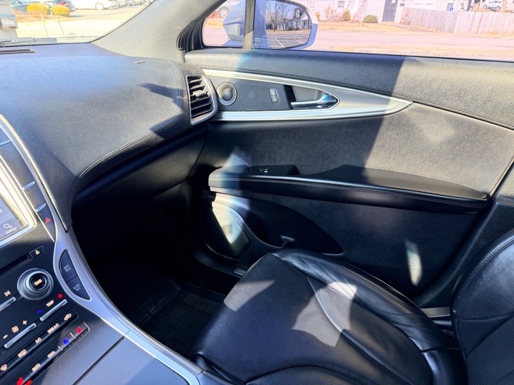 2019 Lincoln Nautilus Image 19