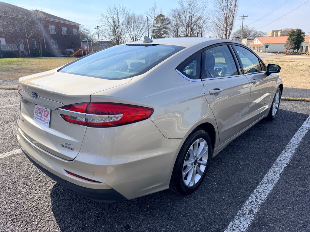 2019 Ford Fusion Image 7