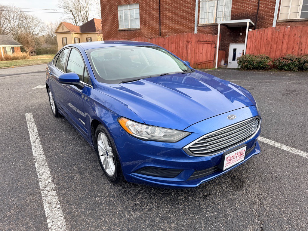 2018 Ford Fusion Image 1