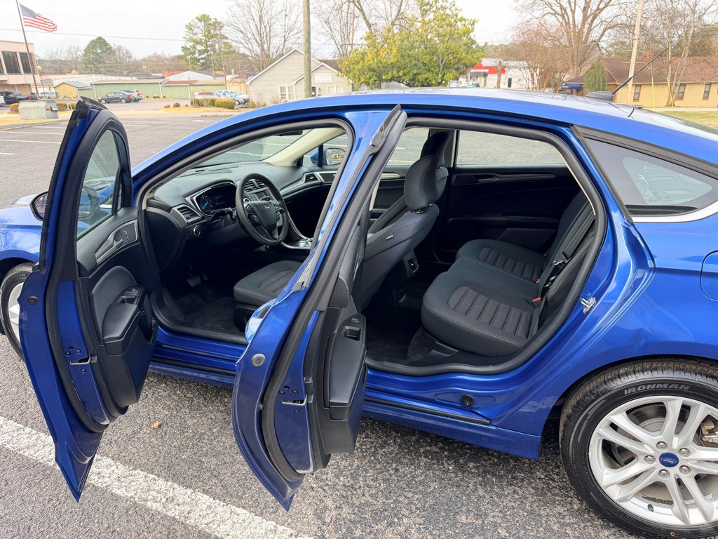 2018 Ford Fusion Image 11