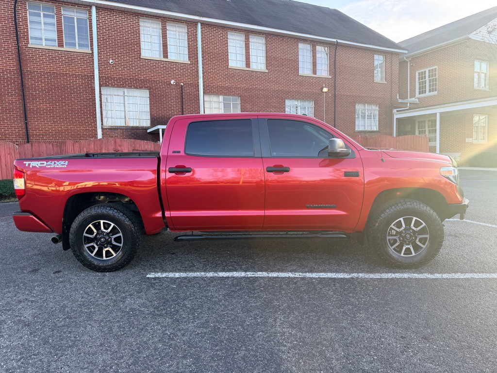 2018 Toyota Tundra Image 8