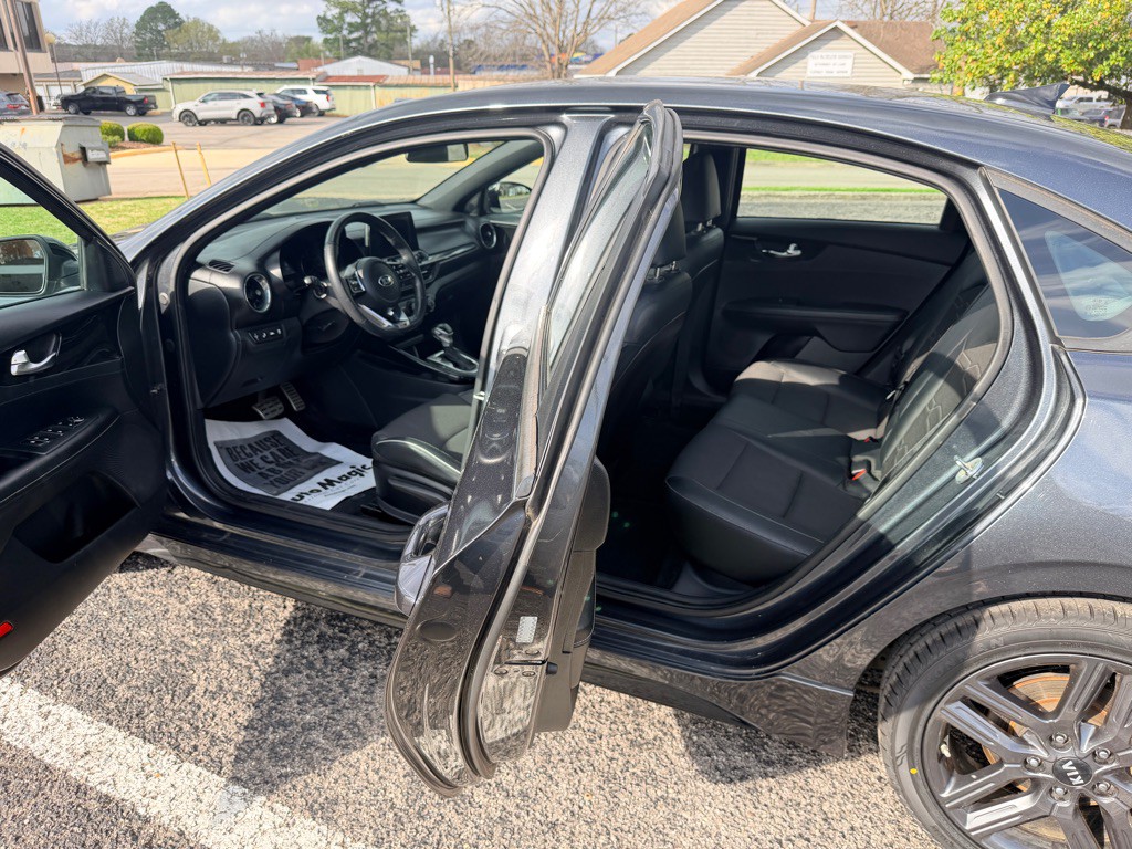 2020 Kia Forte Image 11