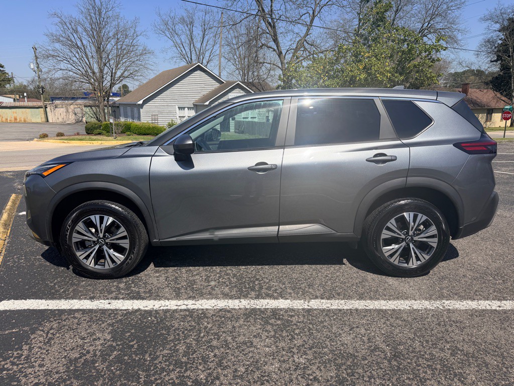 2023 Nissan Rogue Image 4