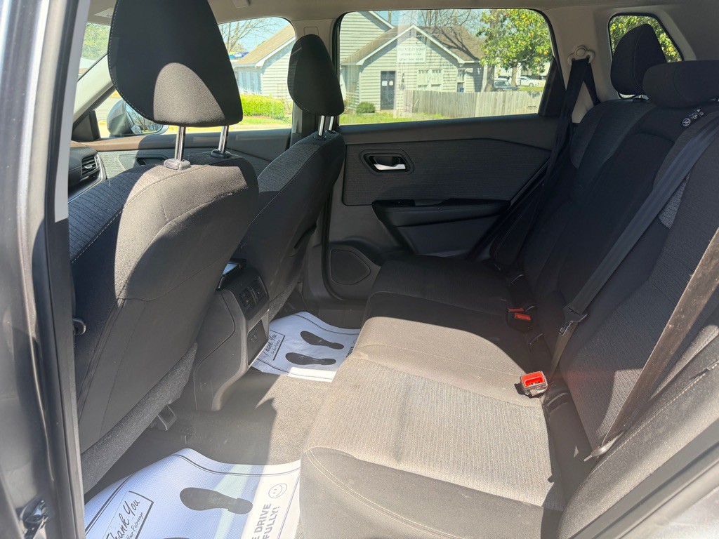 2023 Nissan Rogue Image 12