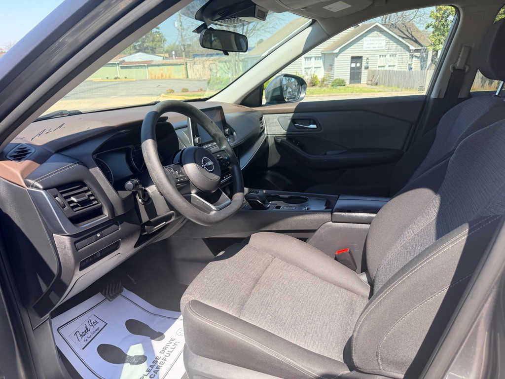 2023 Nissan Rogue Image 13