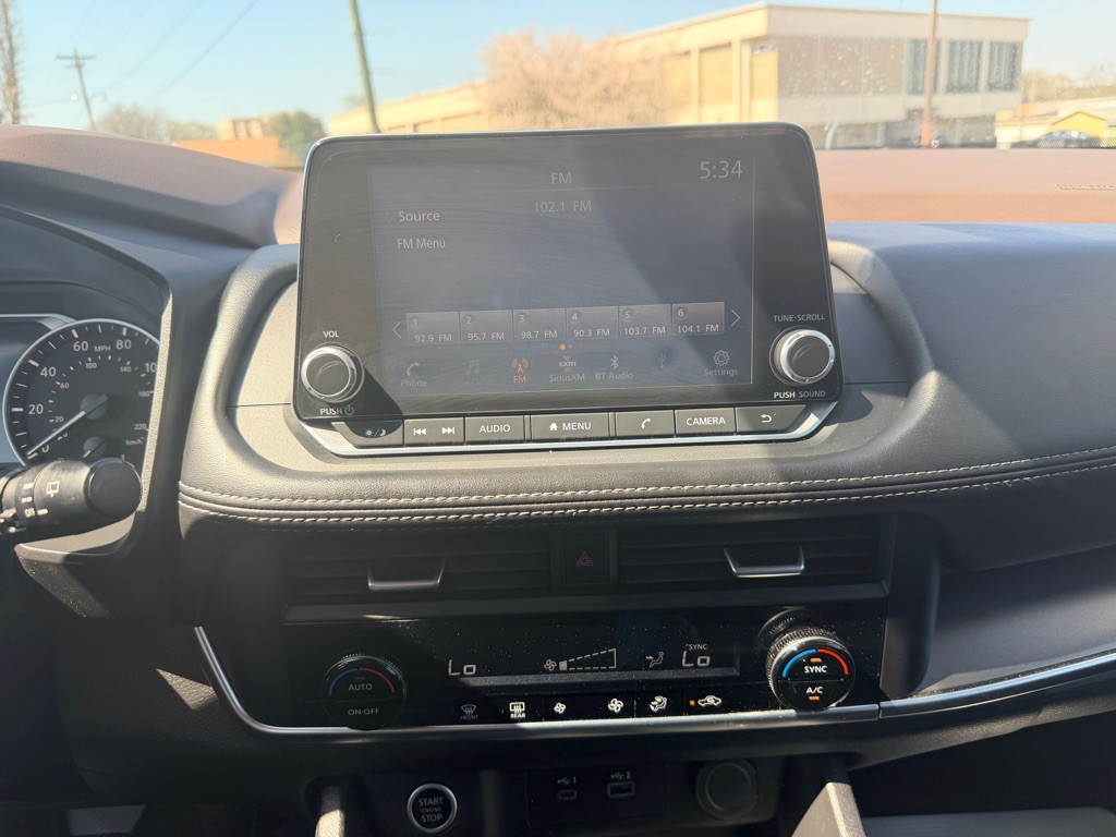 2023 Nissan Rogue Image 15