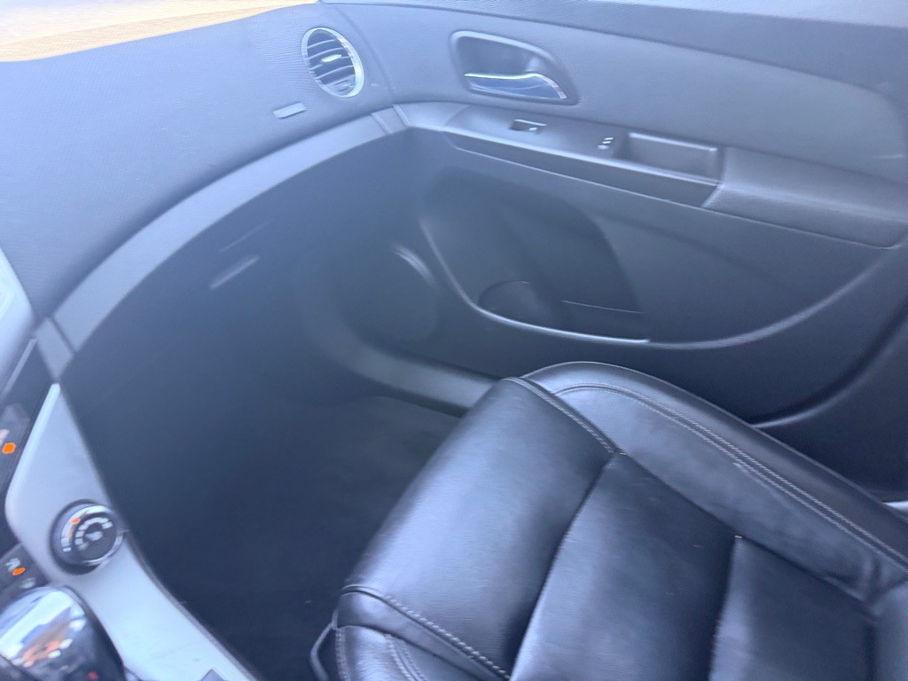 2015 Chevrolet Cruze Image 16