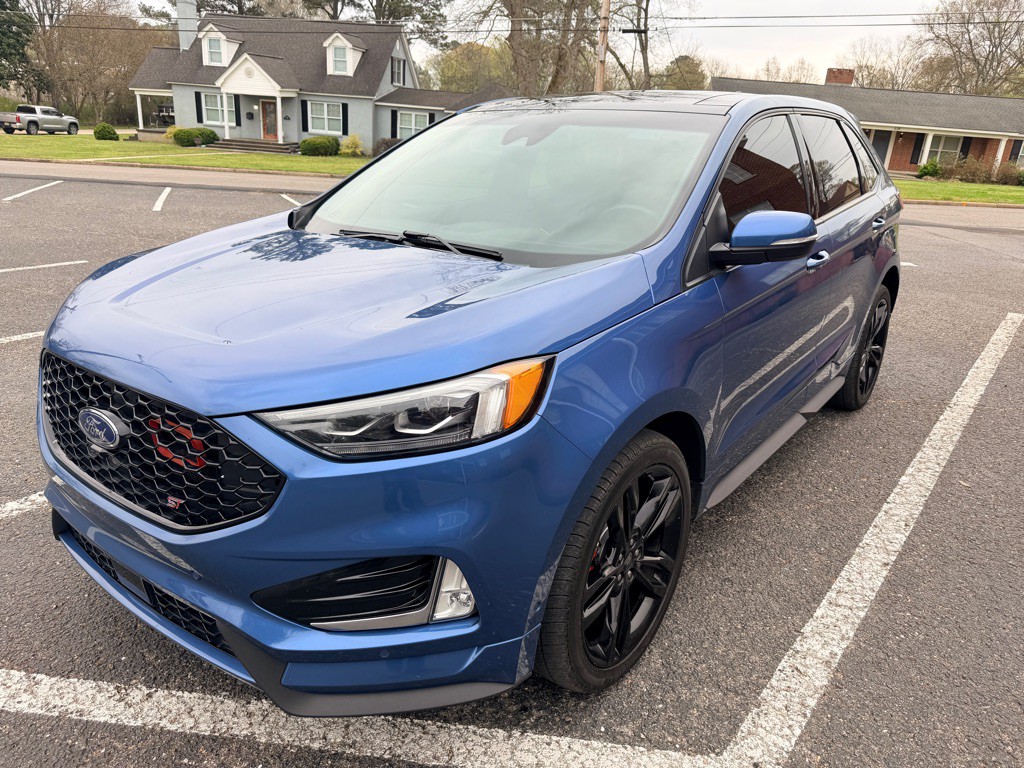 2019 Ford Edge Image 3