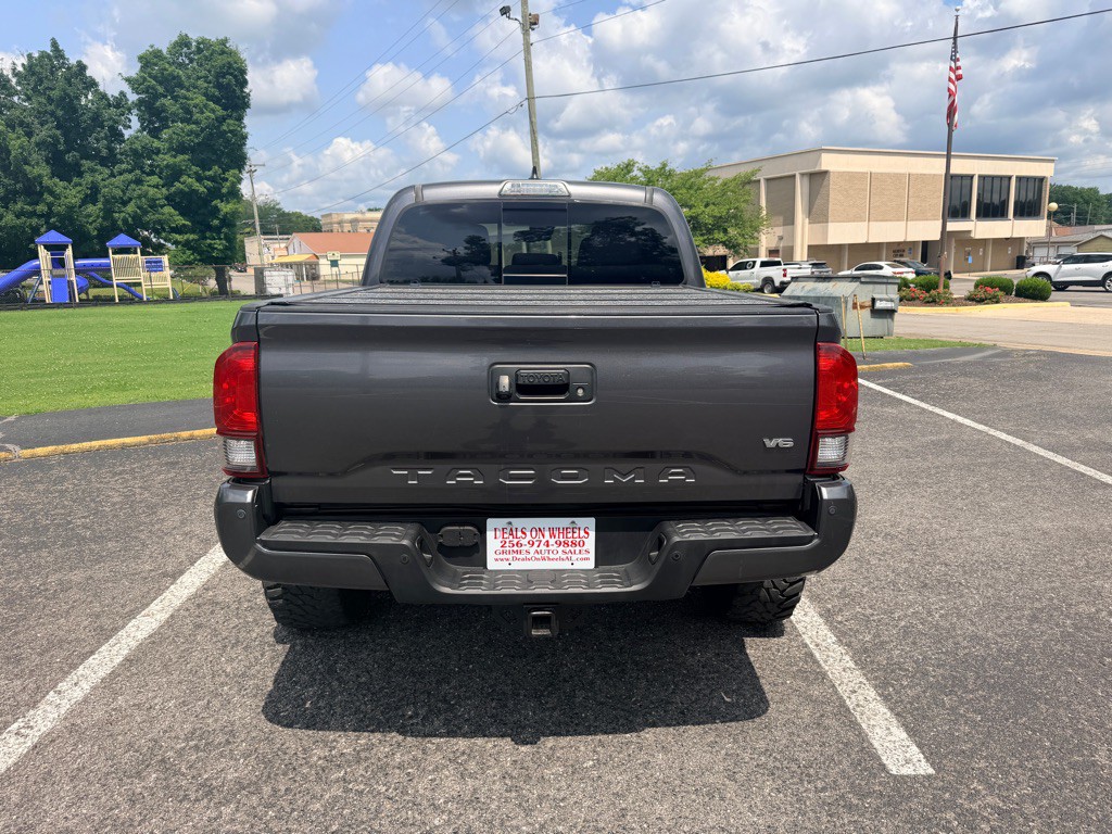 2018 Toyota Tacoma Image 6