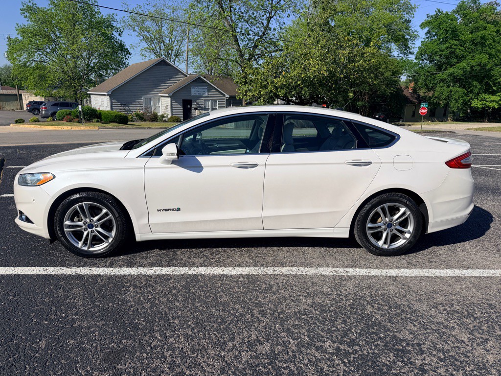 2016 Ford Fusion Image 4
