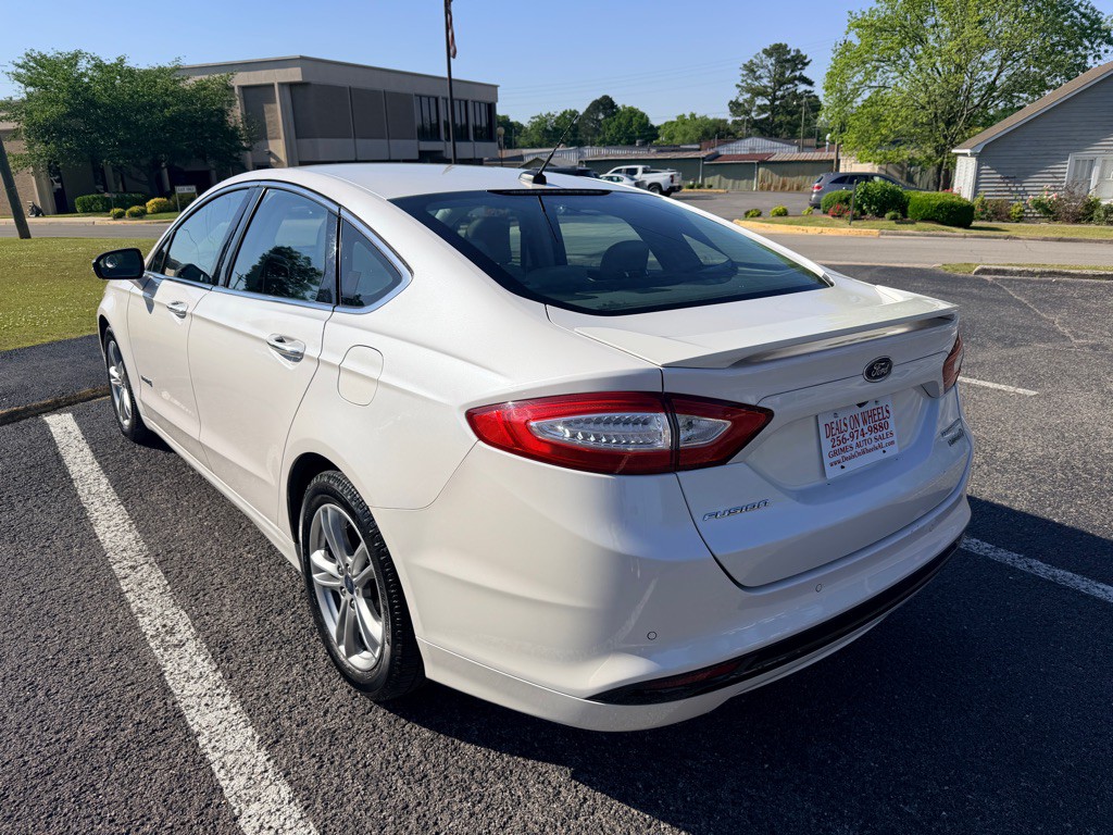 2016 Ford Fusion Image 5
