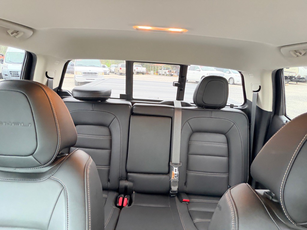 2021 GMC Canyon Image 17