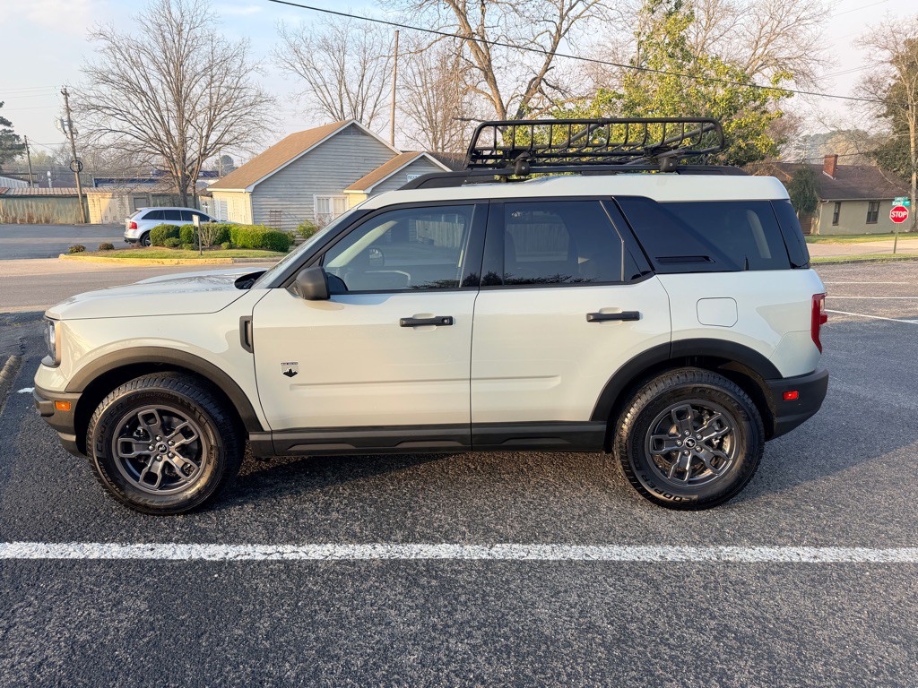 2022 Ford Bronco Image 4