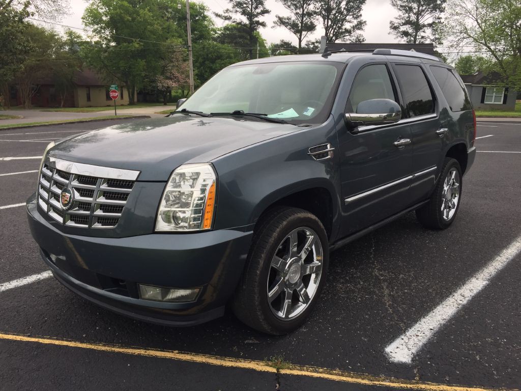 2008 Cadillac Escalade Image 4