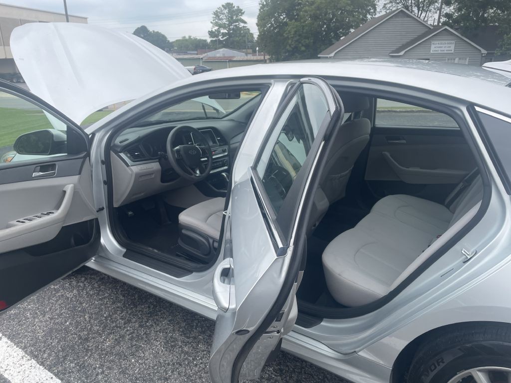 2018 Hyundai Sonata Image 10