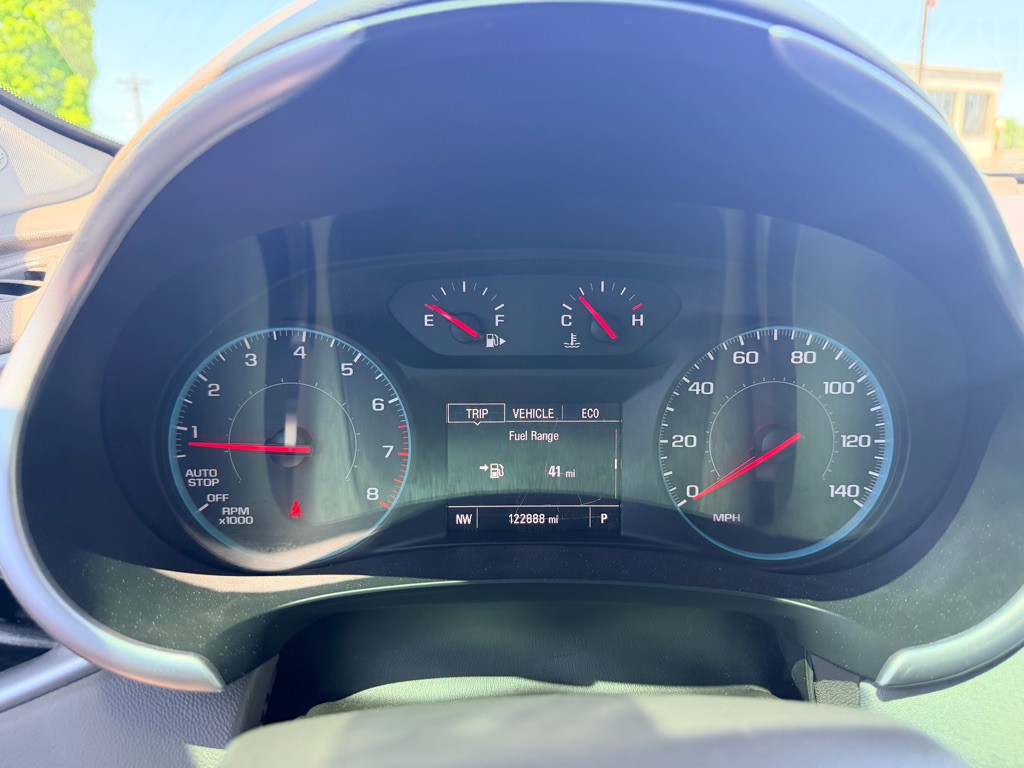 2017 Chevrolet Malibu Image 14