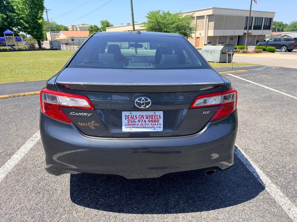 2013 Toyota Camry Image 6