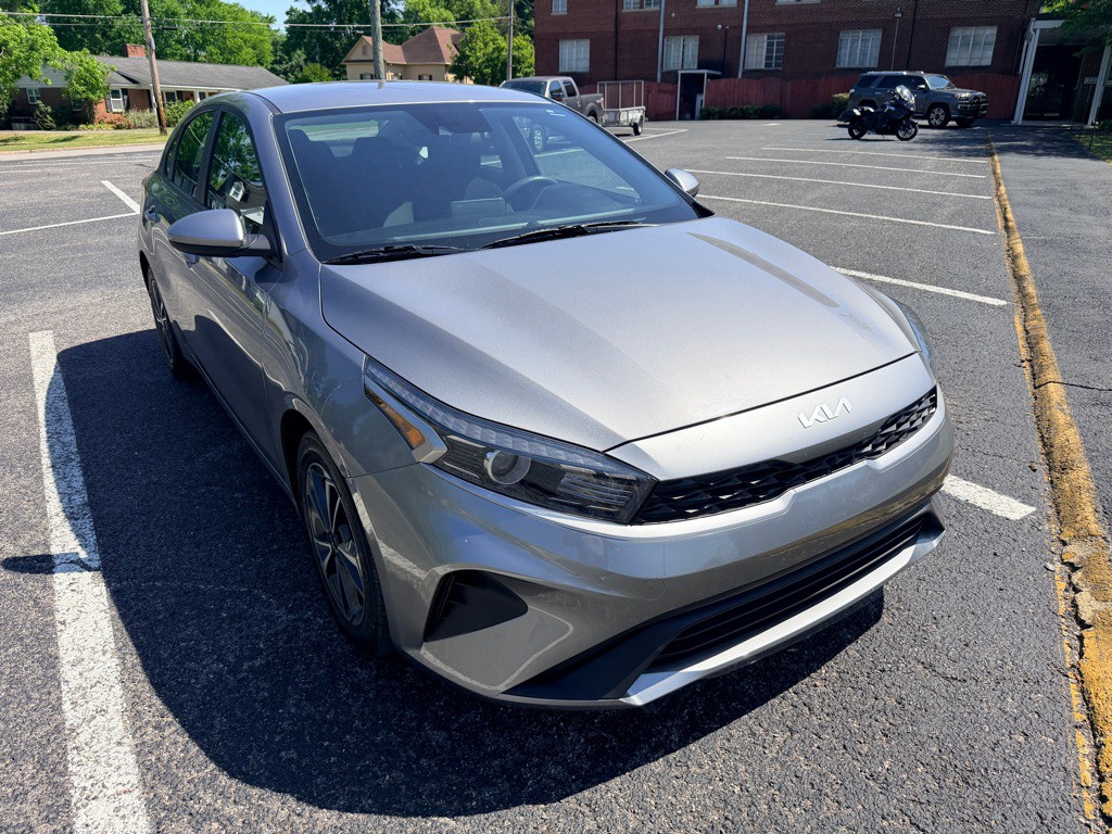 2024 Kia Forte Image 1