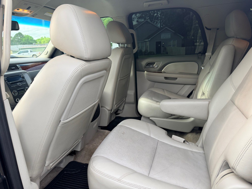 2011 GMC Yukon Image 13