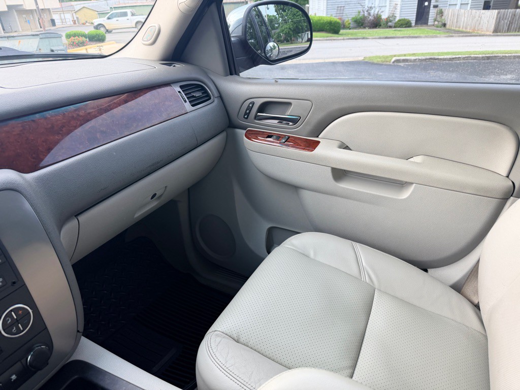 2011 GMC Yukon Image 19