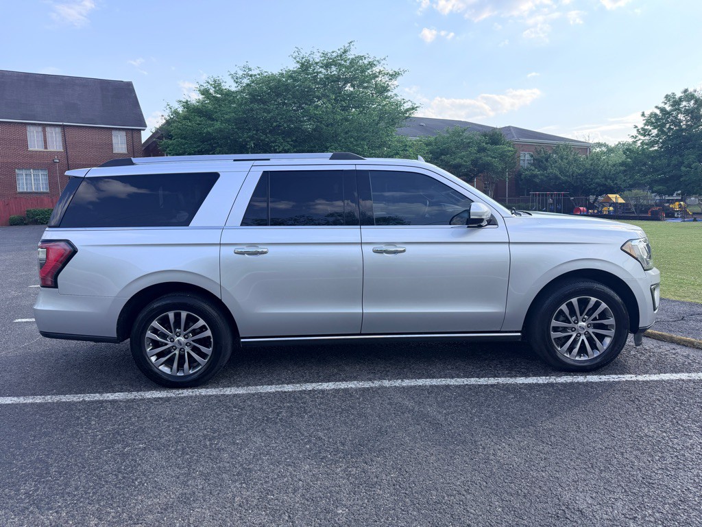2018 Ford Expedition Image 8