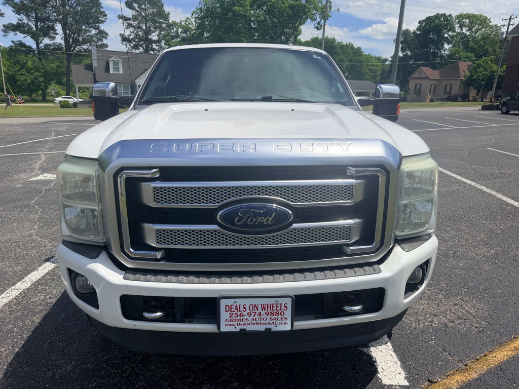 2015 Ford F-250 Image 2