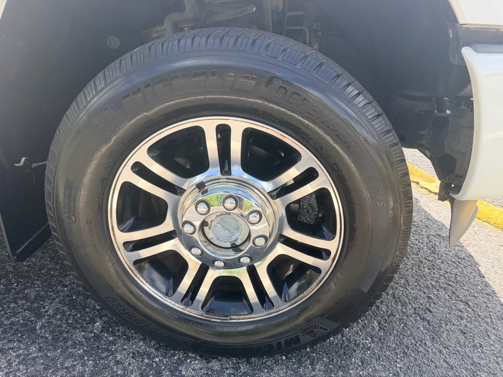 2015 Ford F-250 Image 9