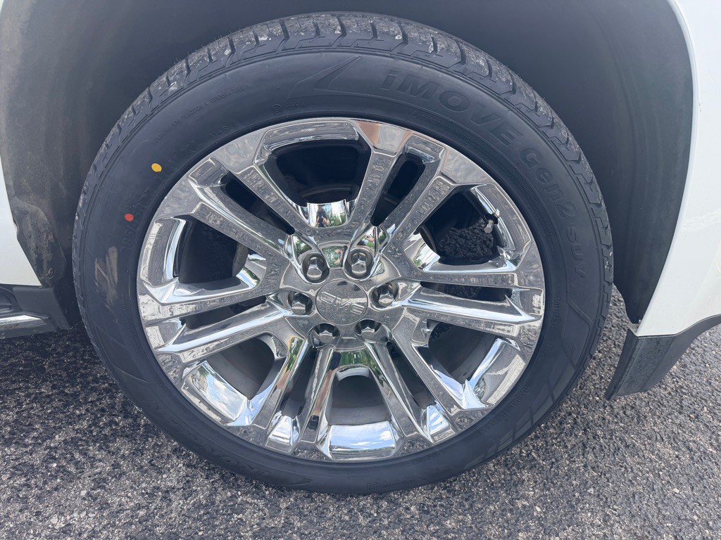 2017 GMC Yukon Image 9