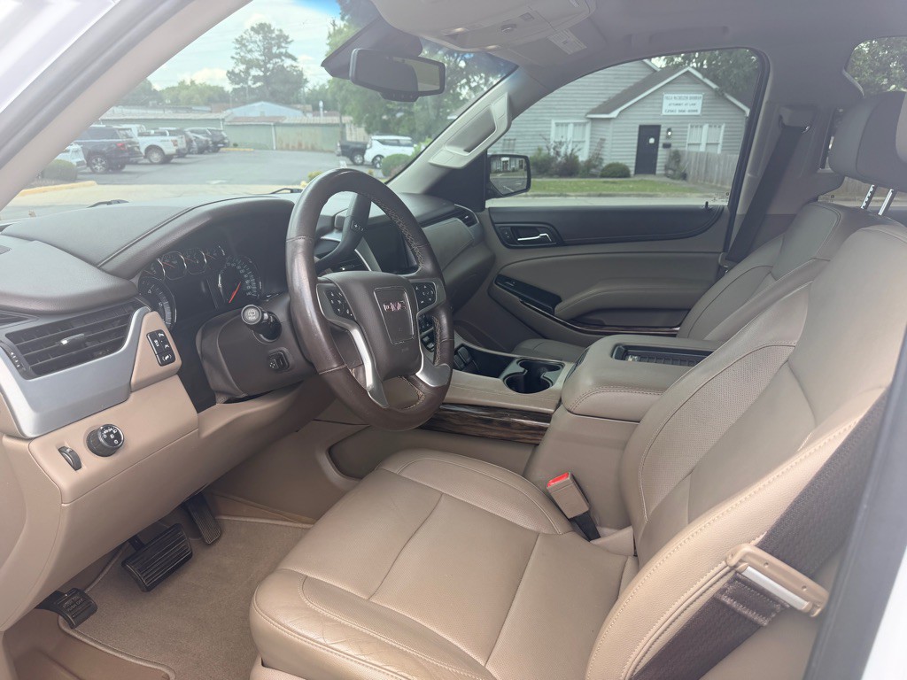 2017 GMC Yukon Image 18