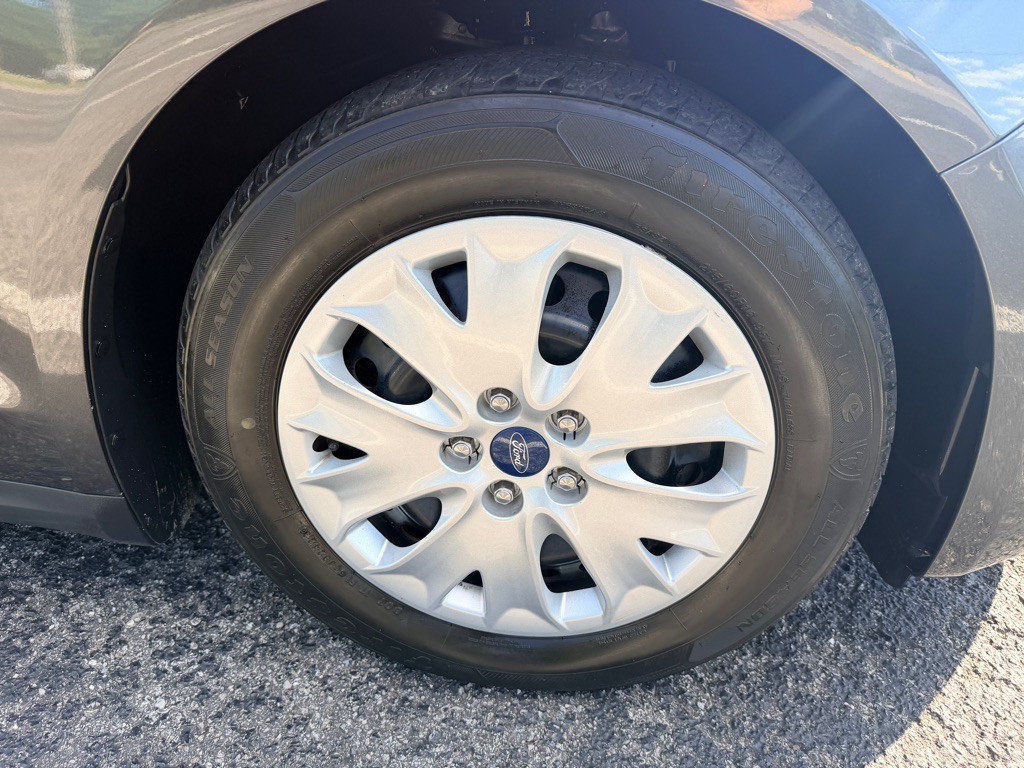2020 Ford Fusion Image 9