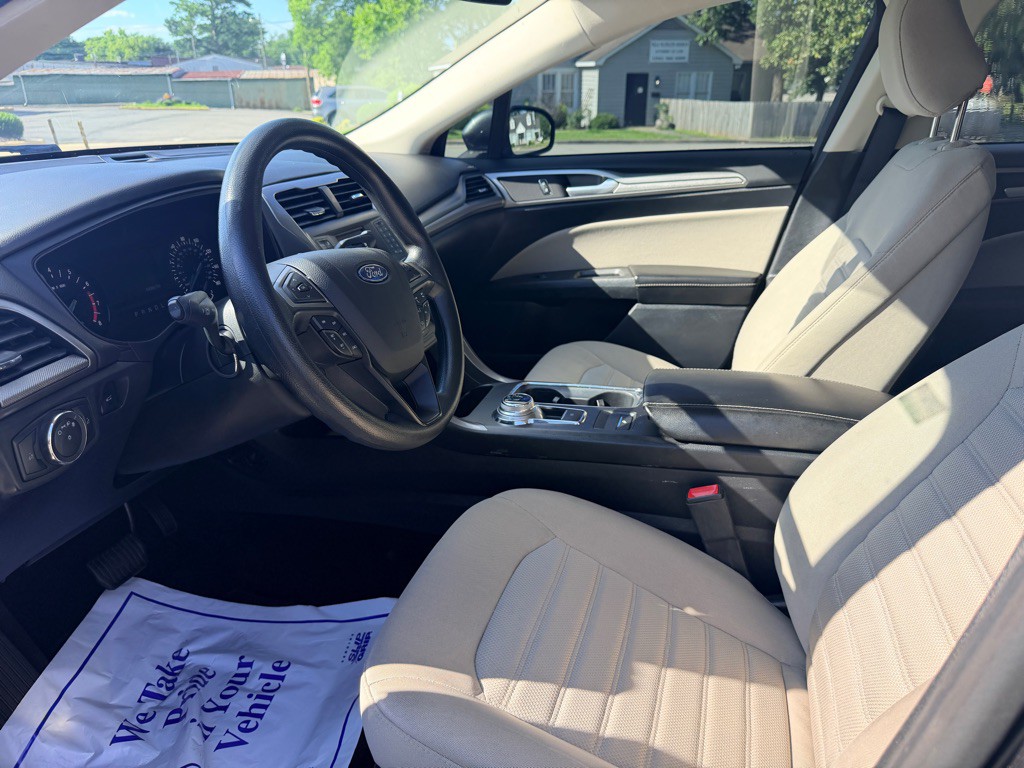 2020 Ford Fusion Image 13