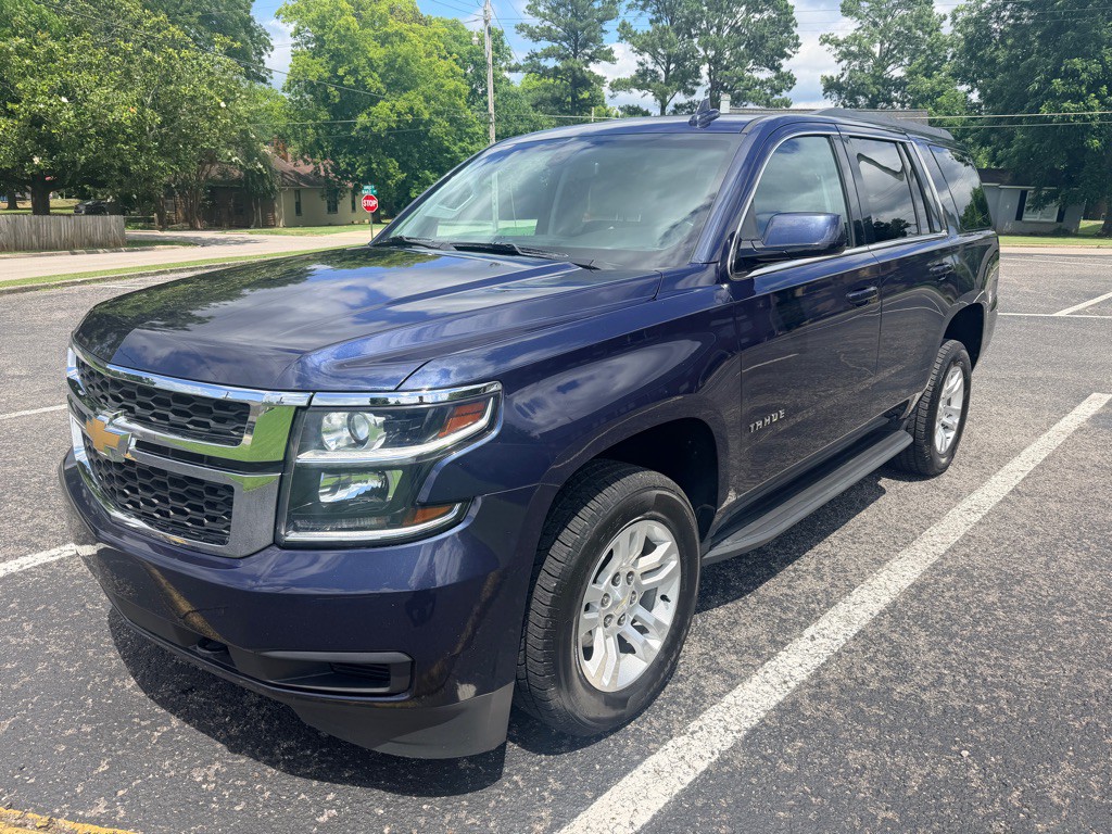 2017 Chevrolet Tahoe Image 3