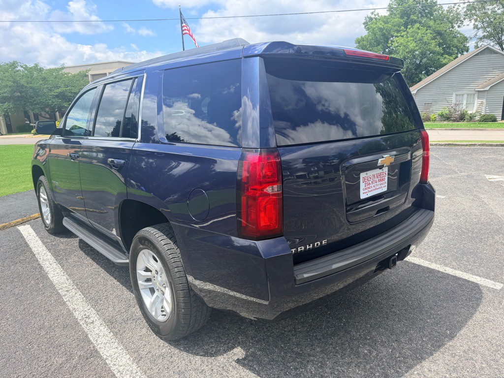 2017 Chevrolet Tahoe Image 5