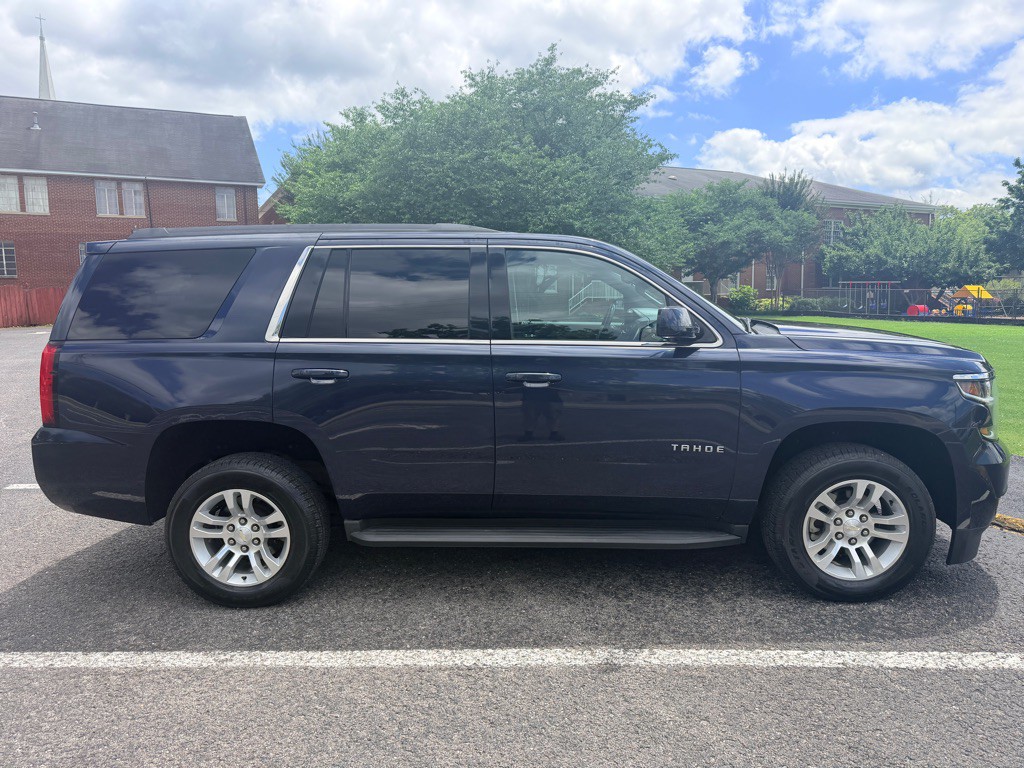 2017 Chevrolet Tahoe Image 8
