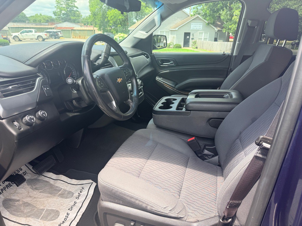 2017 Chevrolet Tahoe Image 12