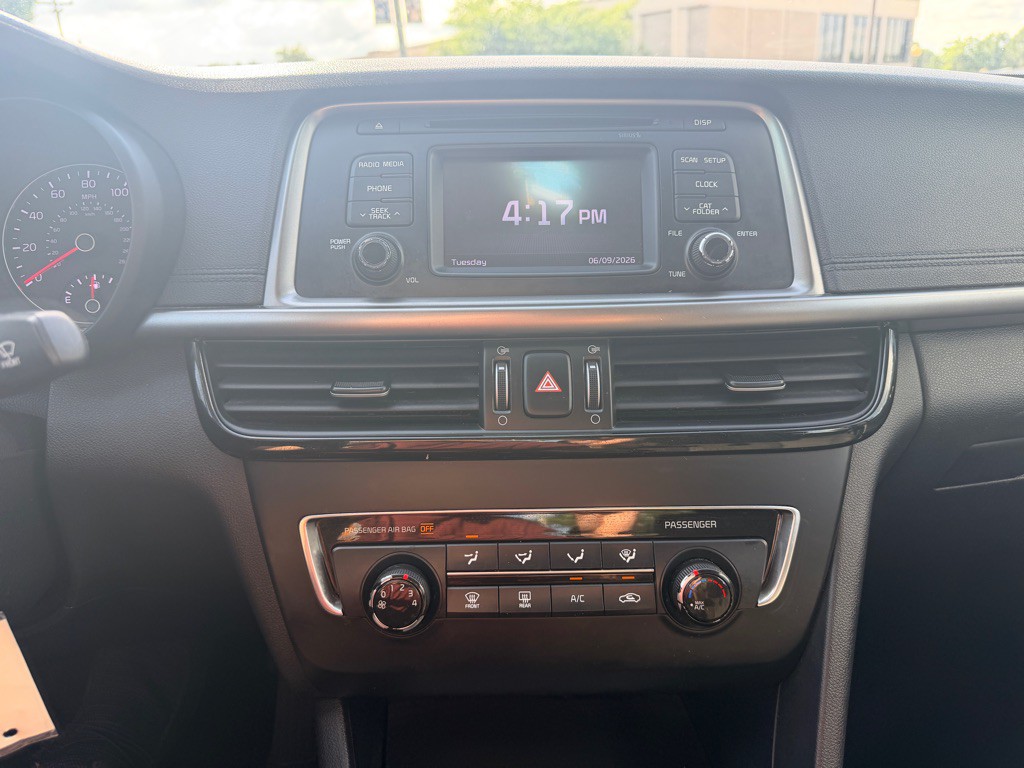 2017 Kia Optima Image 14