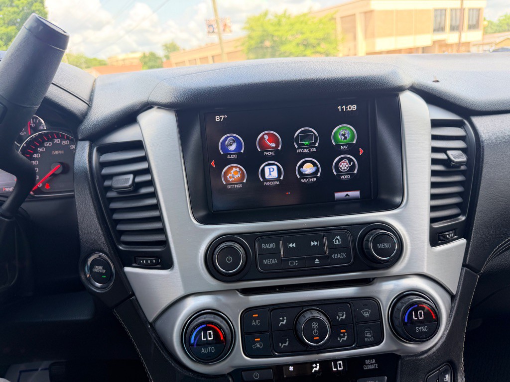 2016 GMC Yukon Image 16