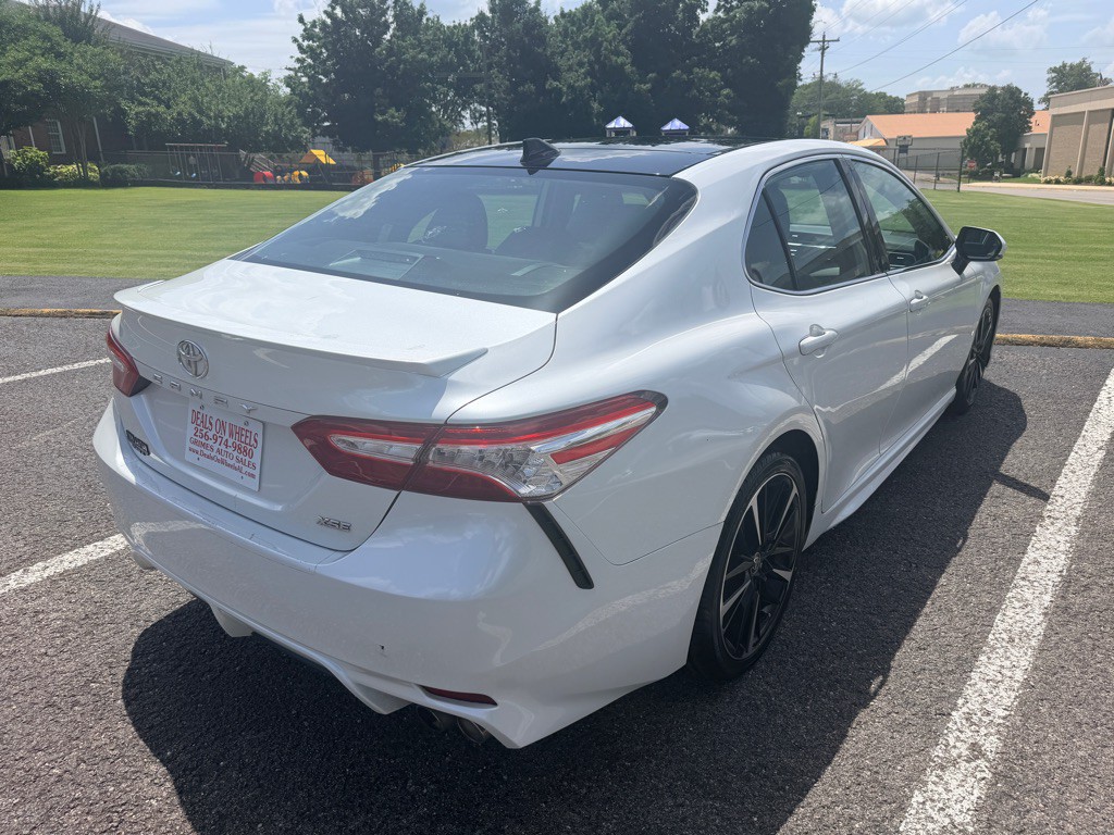 2020 Toyota Camry Image 7