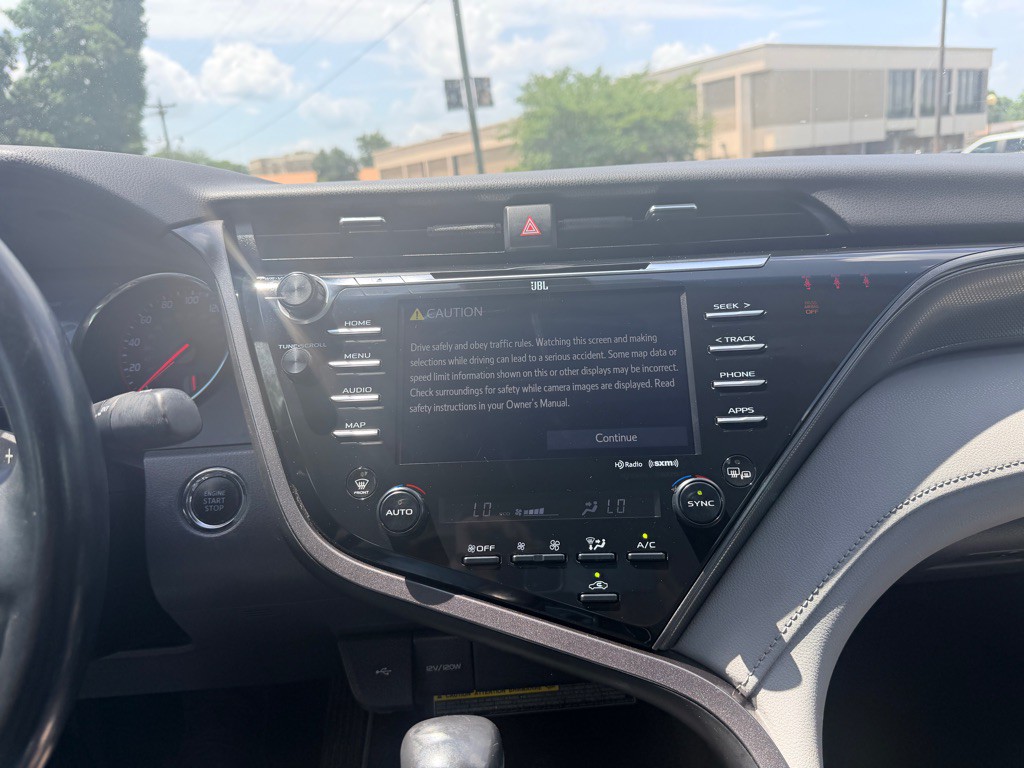 2020 Toyota Camry Image 14