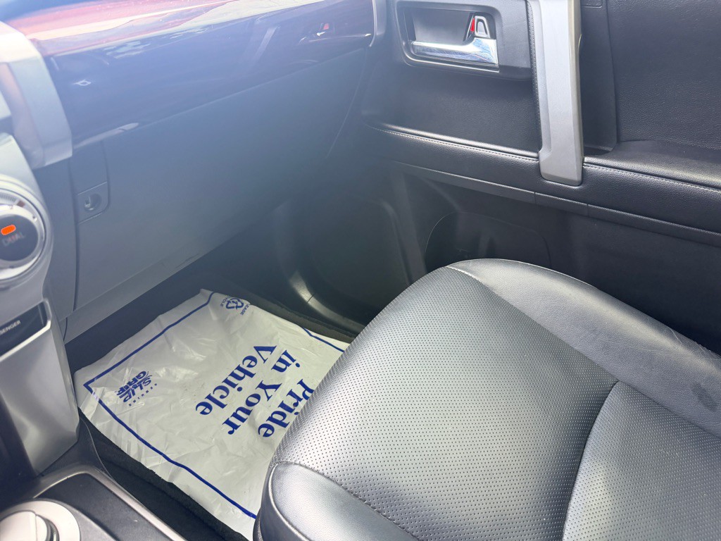 2017 Toyota 4Runner Image 20