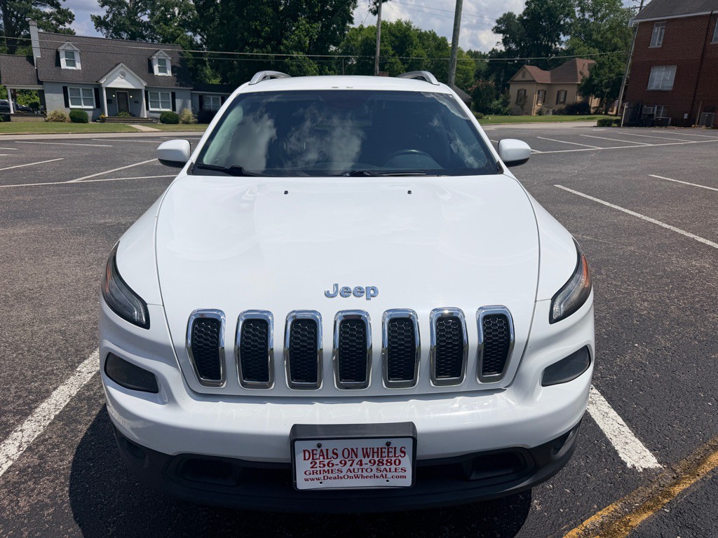 2018 Jeep Cherokee Image 2