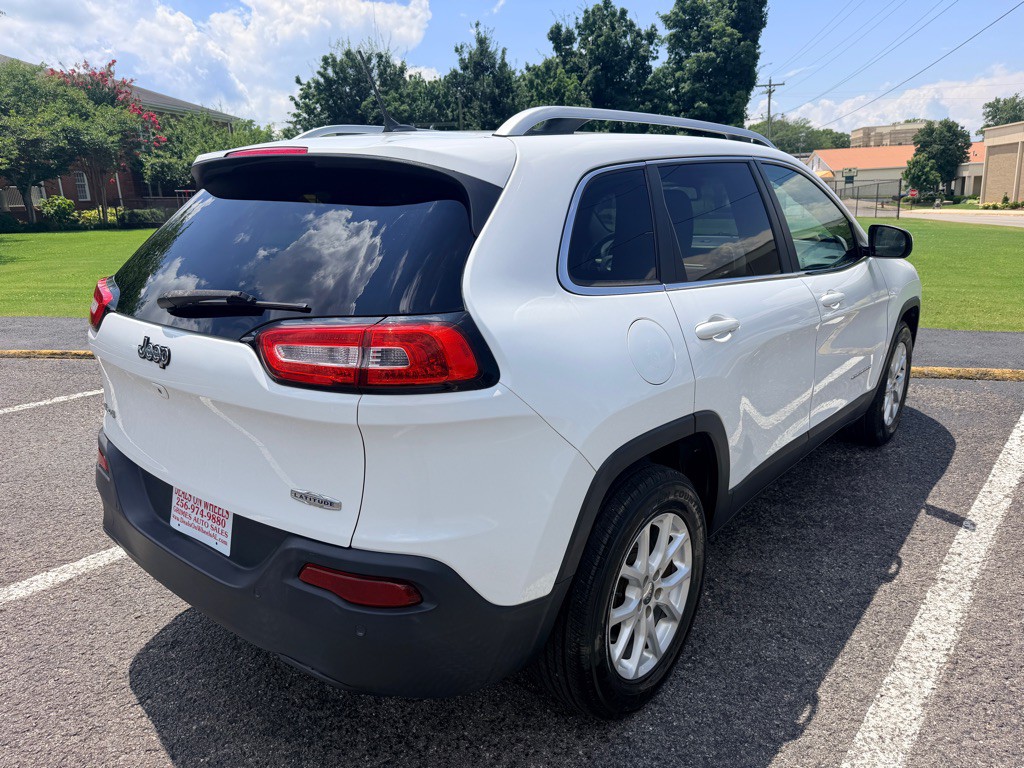 2018 Jeep Cherokee Image 7