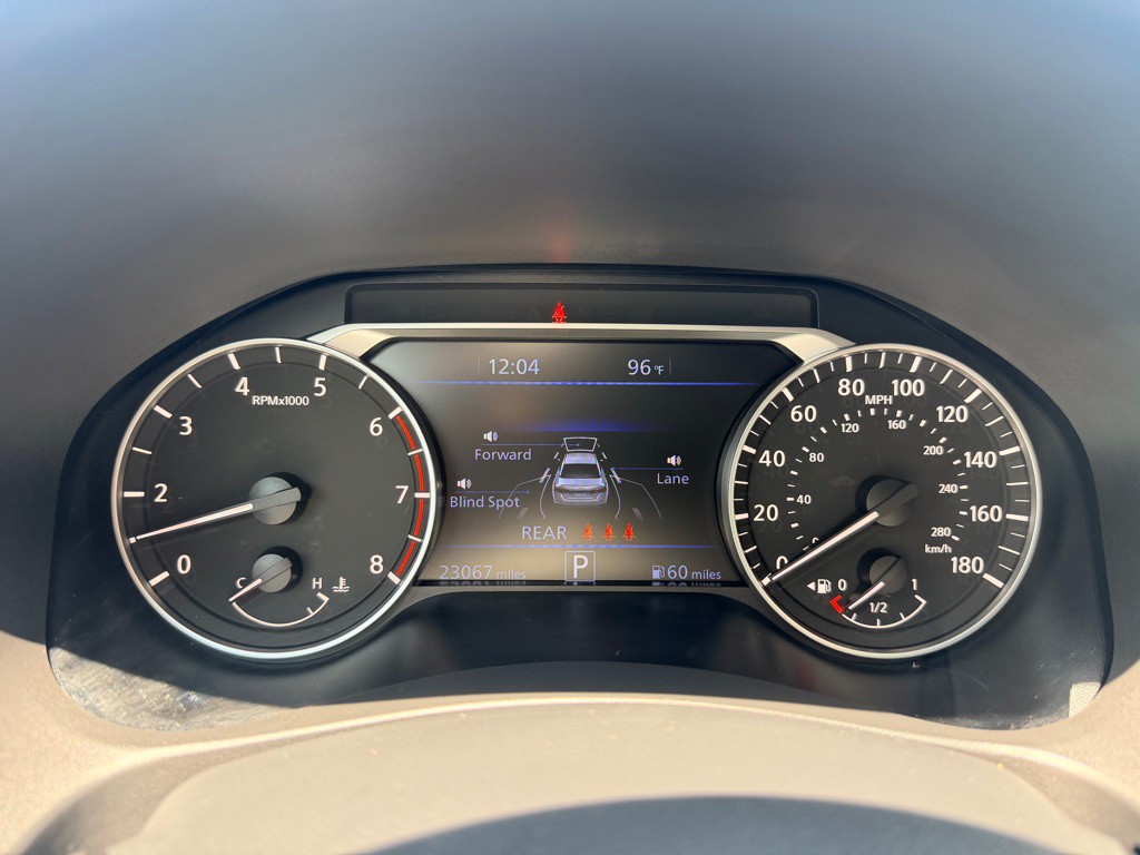 2023 Nissan Altima Image 15