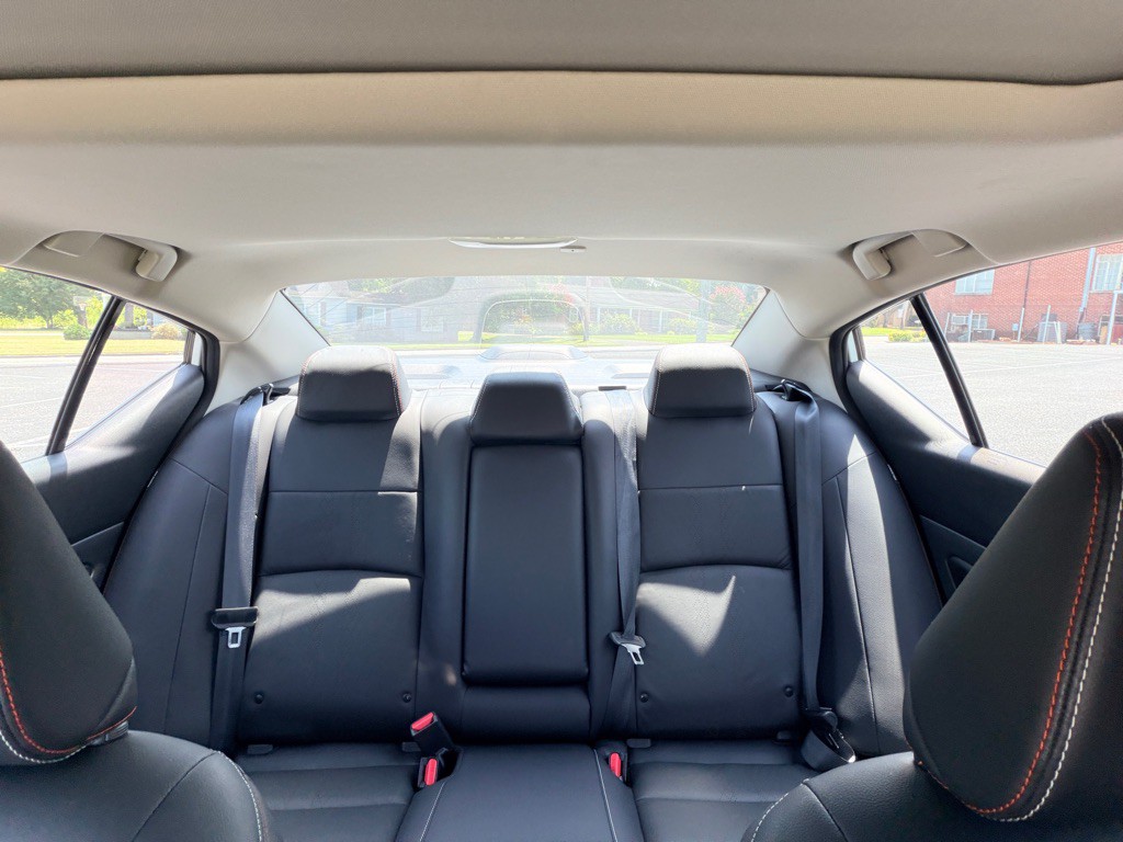 2023 Nissan Altima Image 17