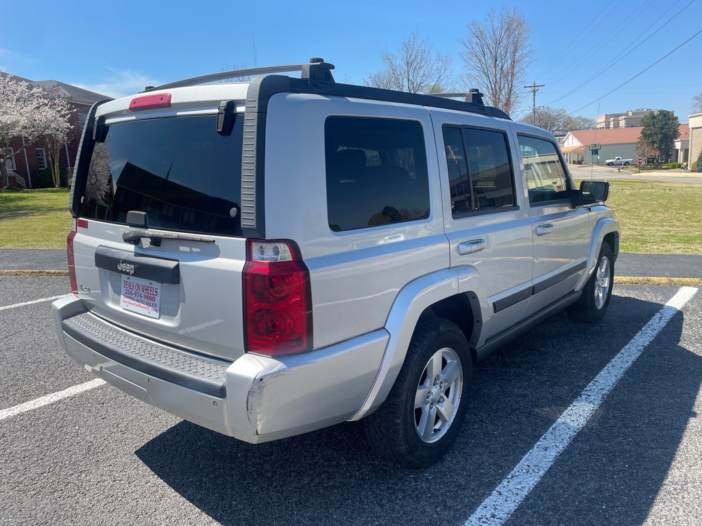 2008 Jeep Commander Image 7